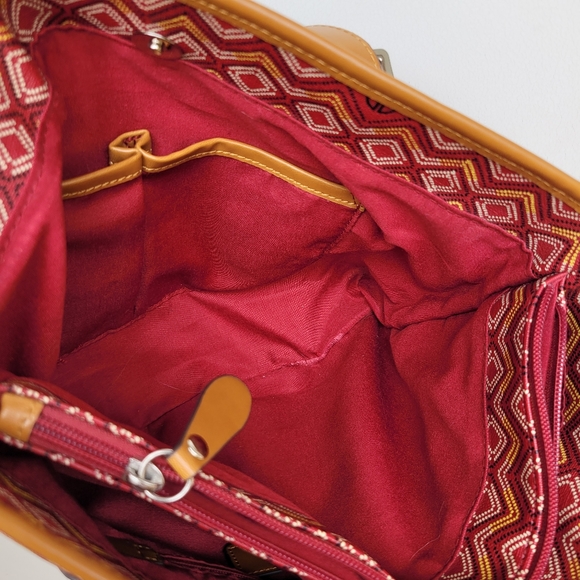 Giani Bernini Red/Brown Handbag Tote Like New Condition - Picture 5 of 6